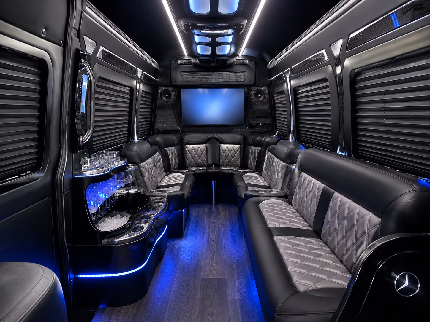 bachelorette wine tour buses through queens and long island