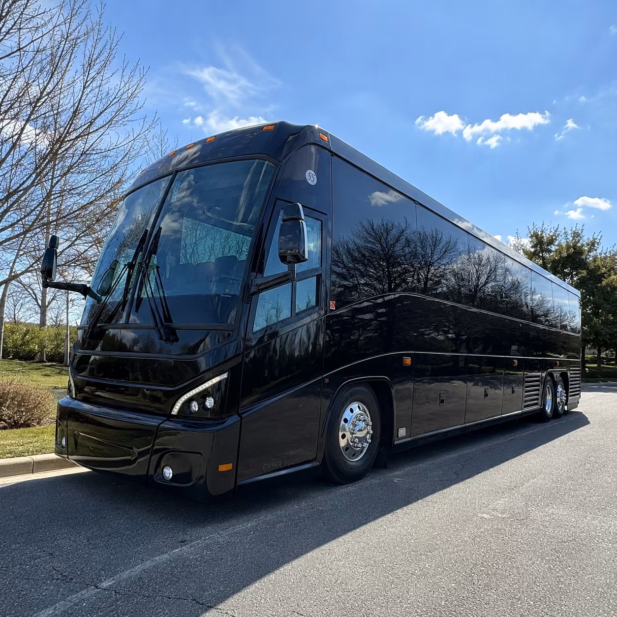 charter buses for science and nature field trips at flushing meadows corona park