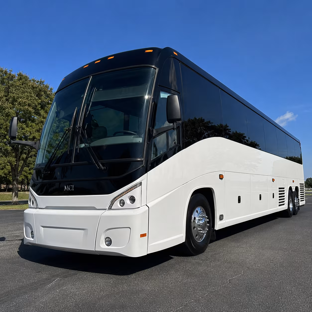 employee shuttle buses to jfk and laguardia for airport and airline staff
