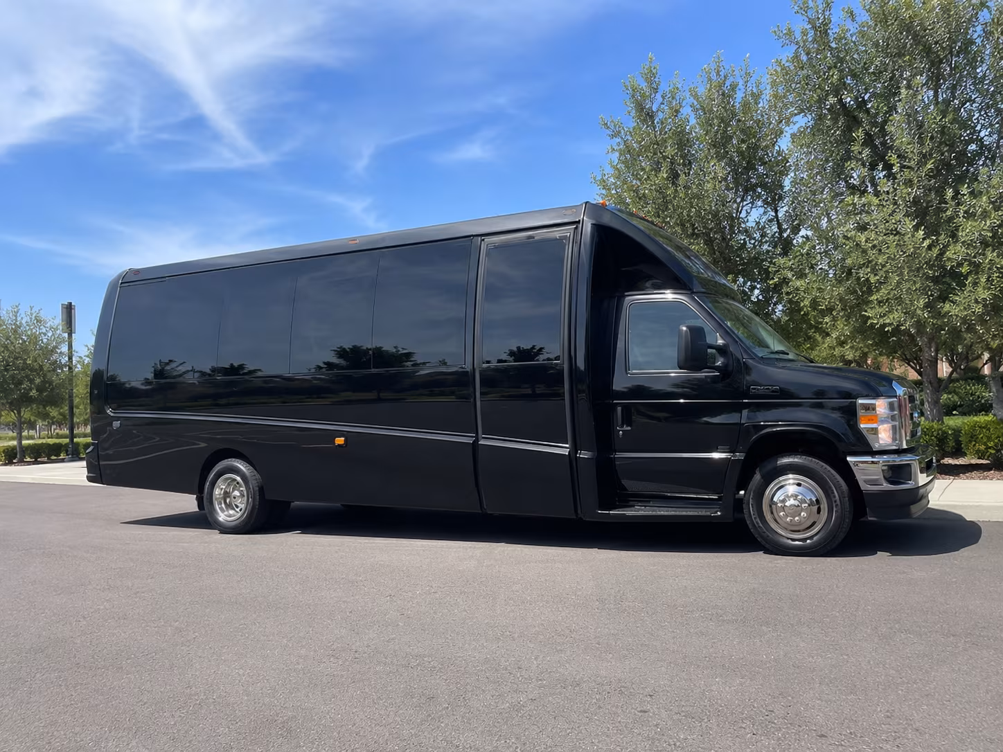 party buses to citi field concerts and major outdoor events