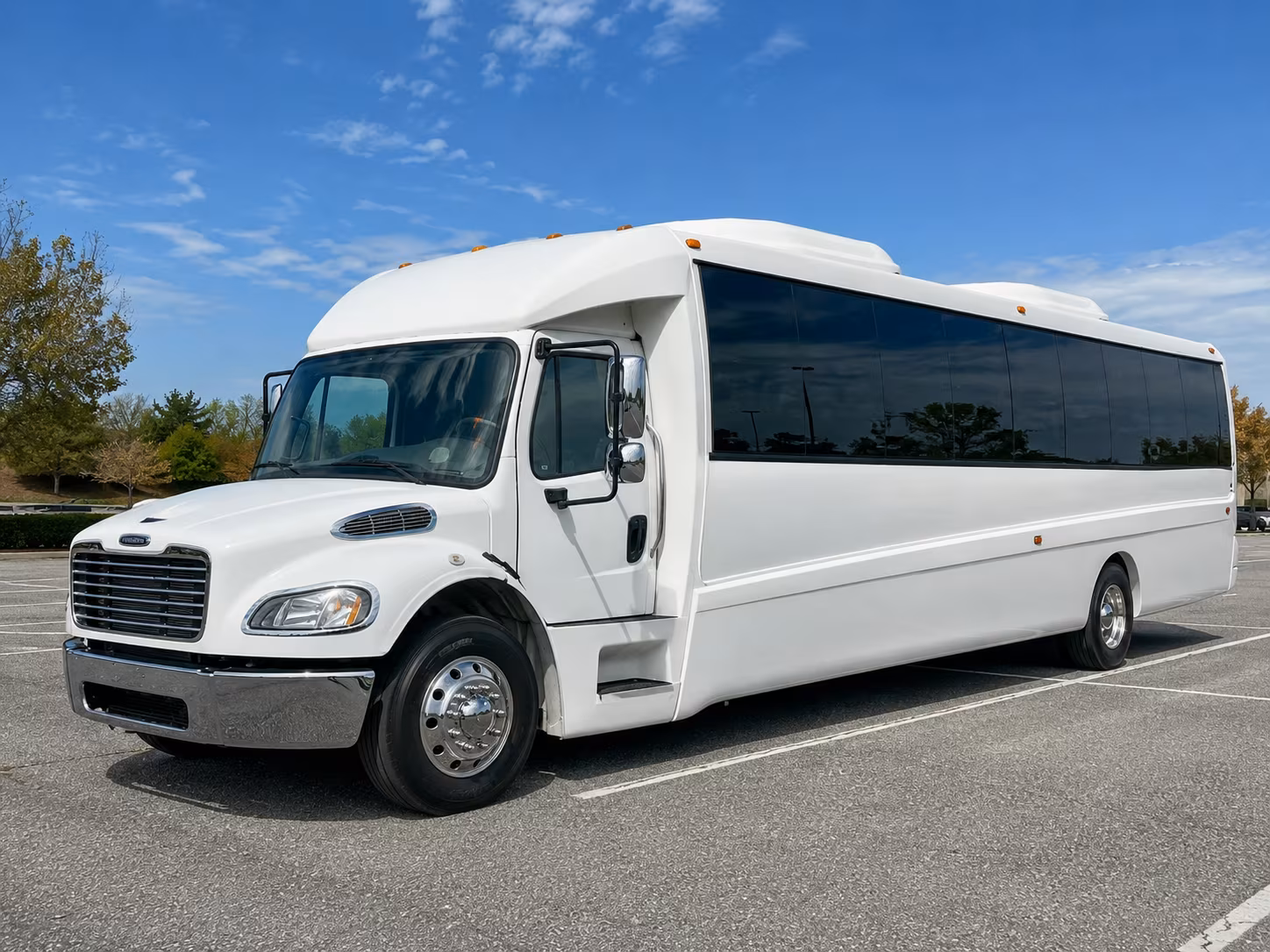queens 30 passenger party bus
