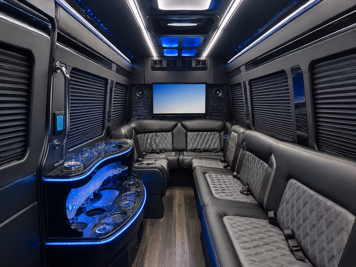 rehearsal dinner bus rentals in queens and the surrounding boroughs