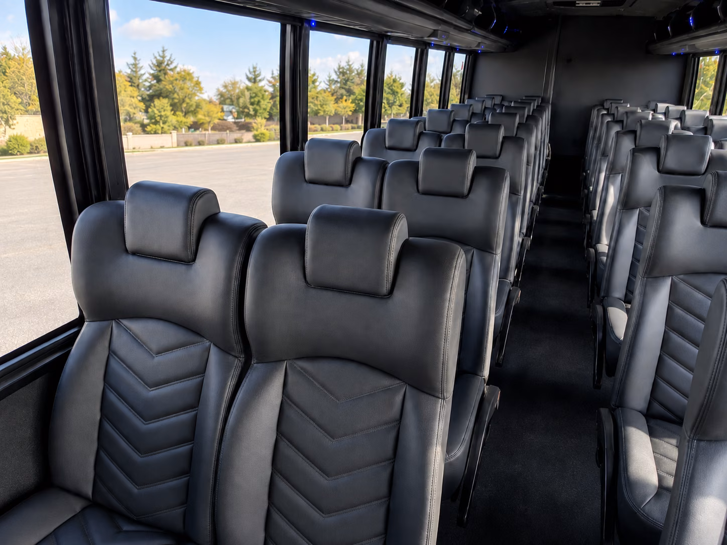 shuttle buses for queens wedding guests between hotels and venues